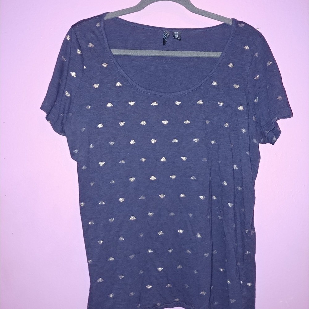 Bee design T